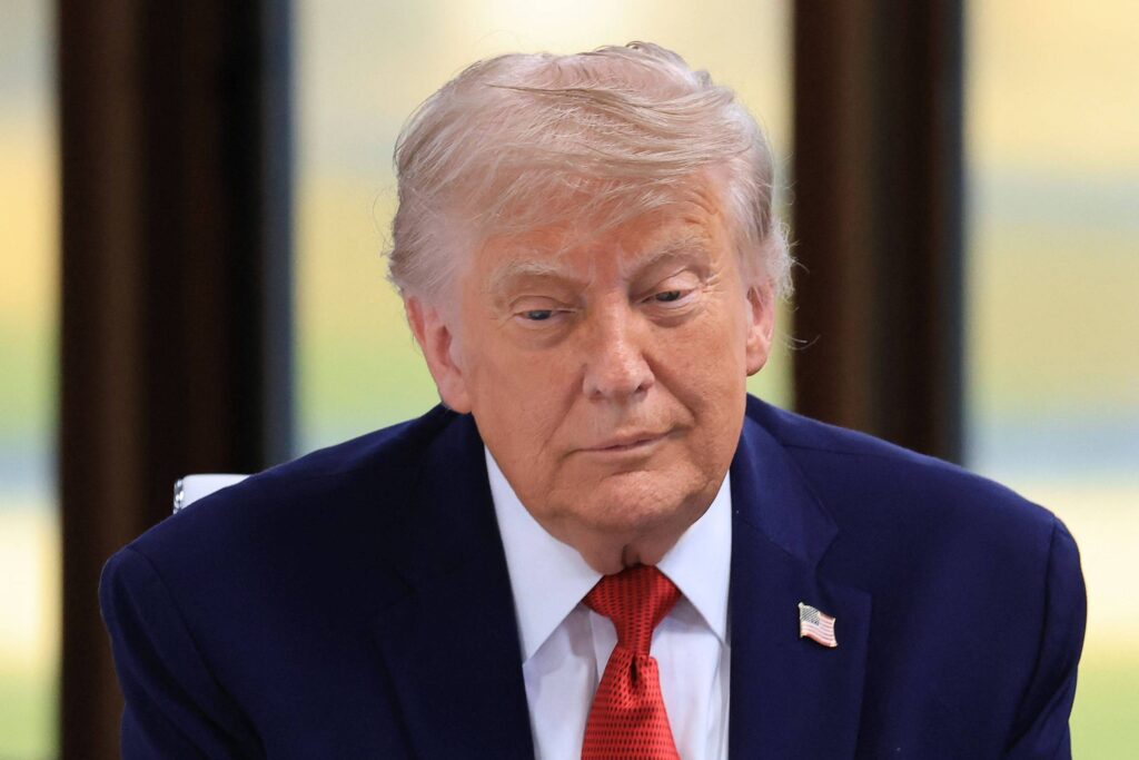 Senado aprova projeto para limitar poder de Trump - 23/06/2026