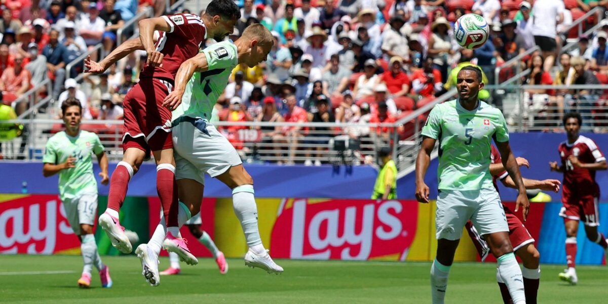Suíça desperdiça chances e Catar arranca empate no fim pelo