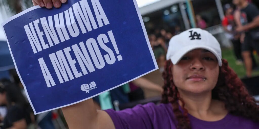 Voz do Brasil divulgará rede de apoio a mulheres vítimas