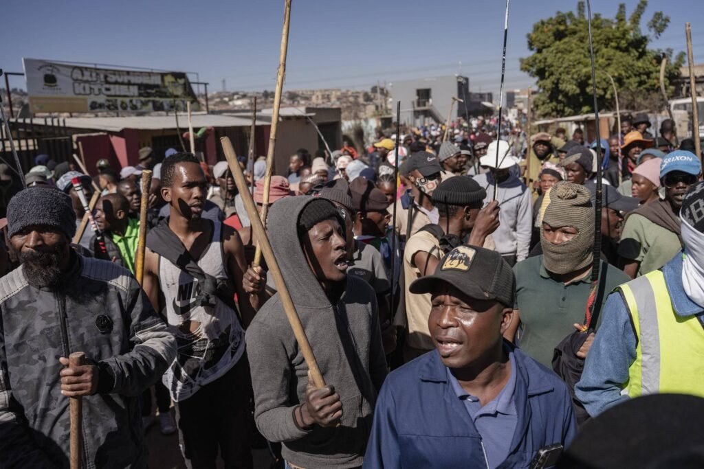 160 mil imigrantes deixam África do Sul após violência -