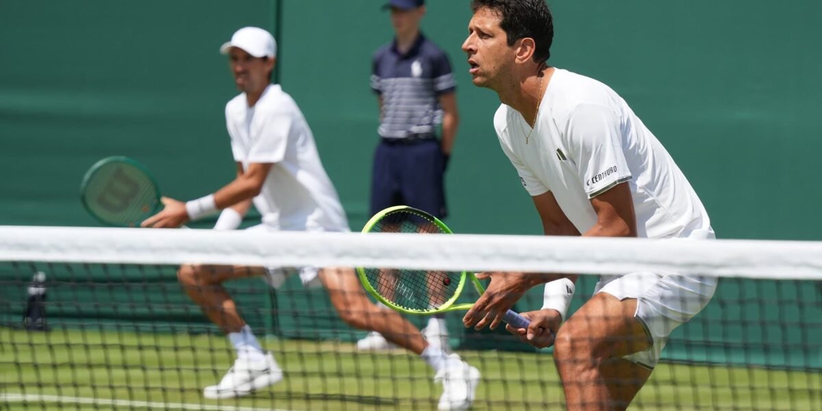 Brasileiros têm dia ruim em Wimbledon e caem nas duplas