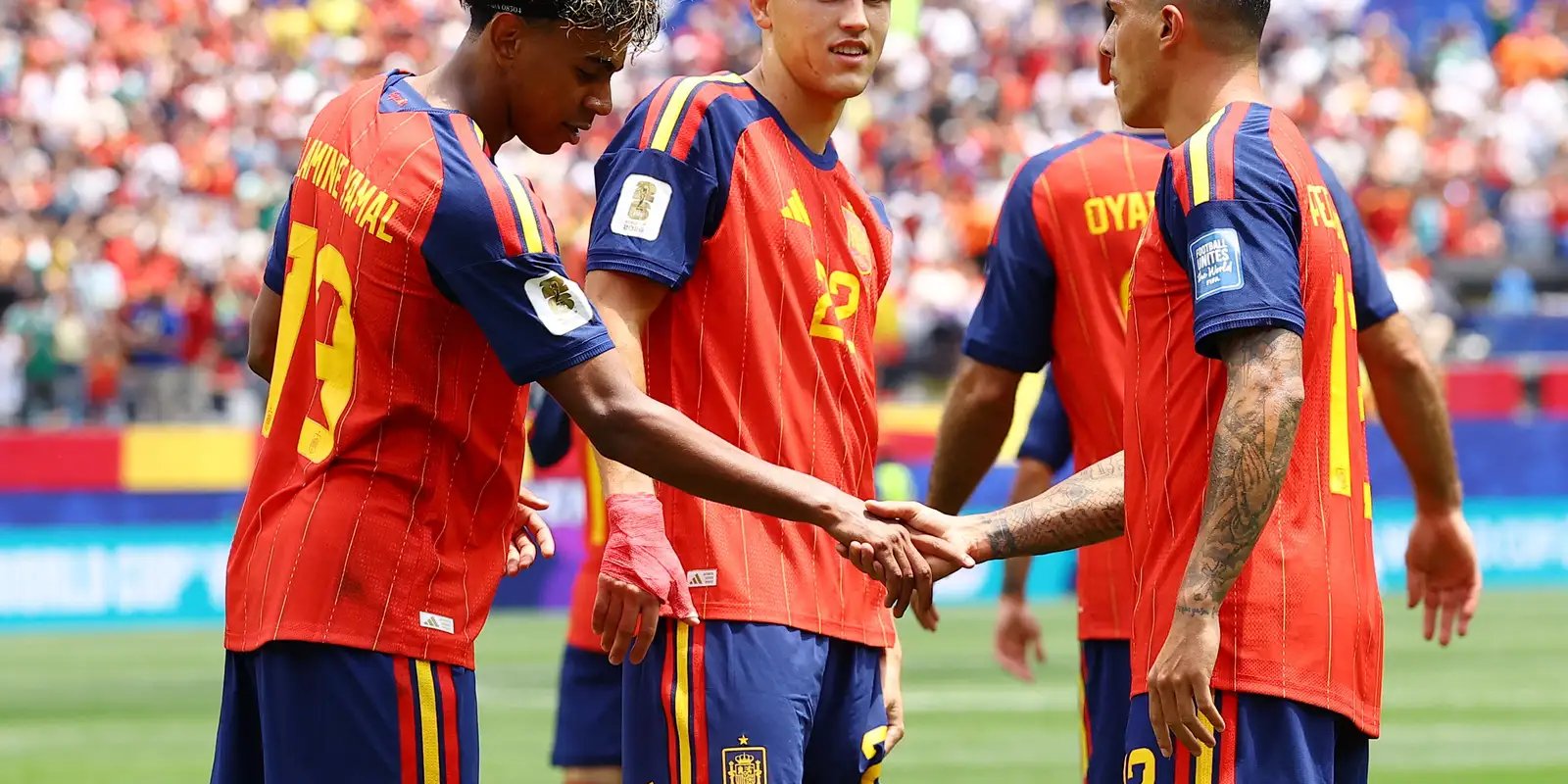 Copa do Mundo tem confronto entre Espanha e Bélgica nesta