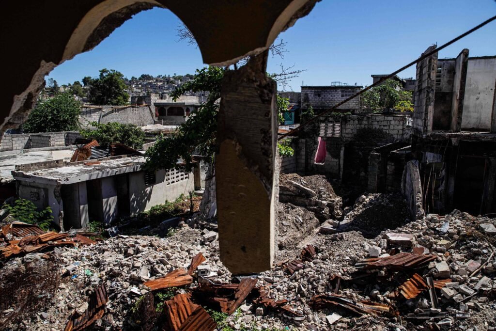 Haiti segue em crise 5 anos após assassinato de presidente