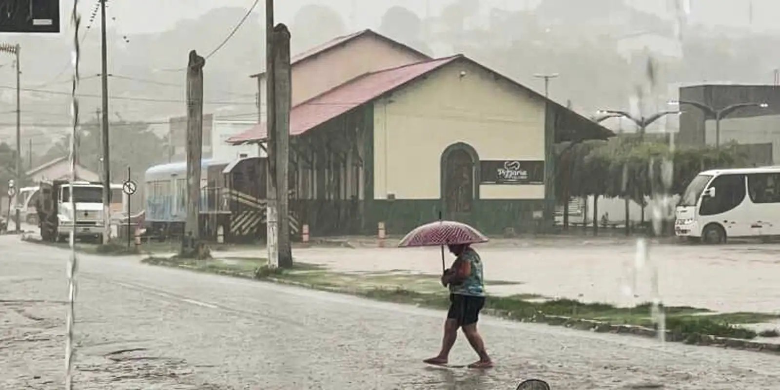 Inmet alerta para chuva intensa em cidades do Nordeste e do Norte