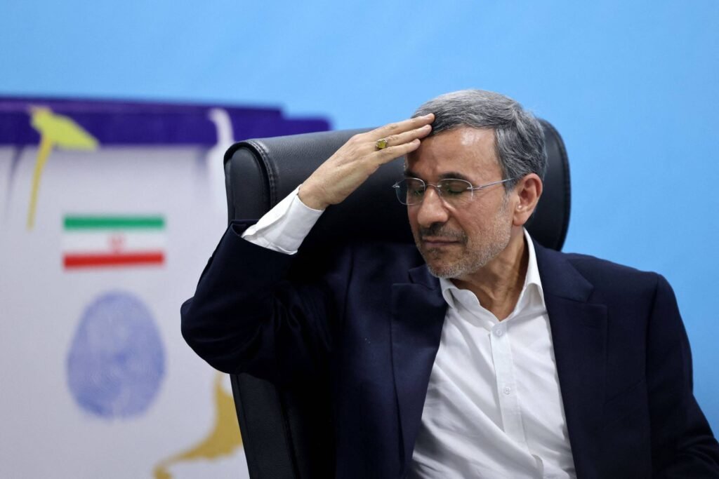 Irã: Ahmadinejad nega plano de Israel para voltar ao poder