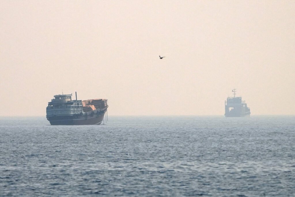 Irã ameaça fechar Hormuz se sofrer novos ataques dos EUA