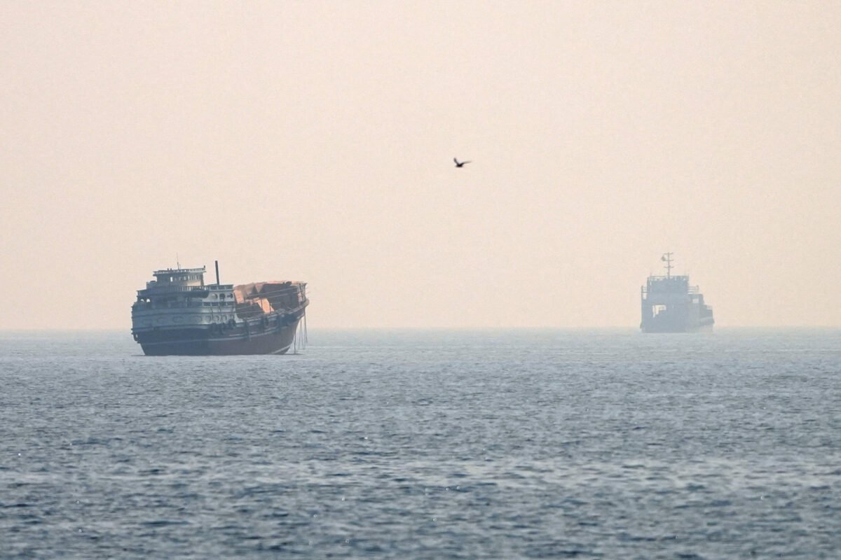 Irã ameaça fechar Hormuz se sofrer novos ataques dos EUA