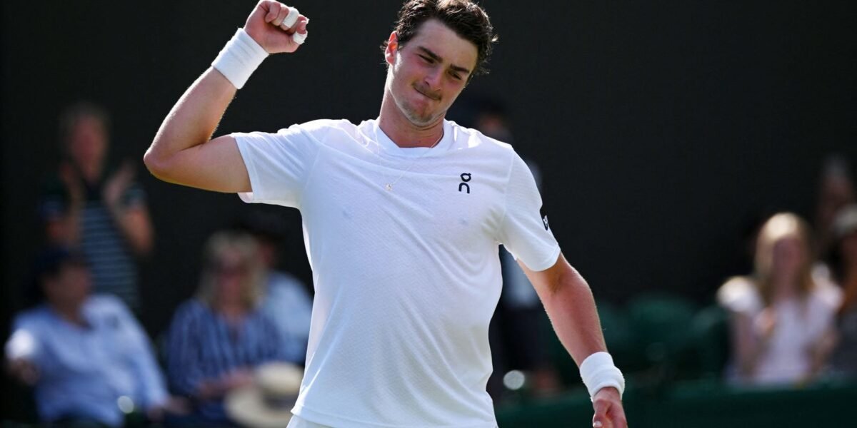 João Fonseca crava segunda vitória no Torneio de Wimbledon, em