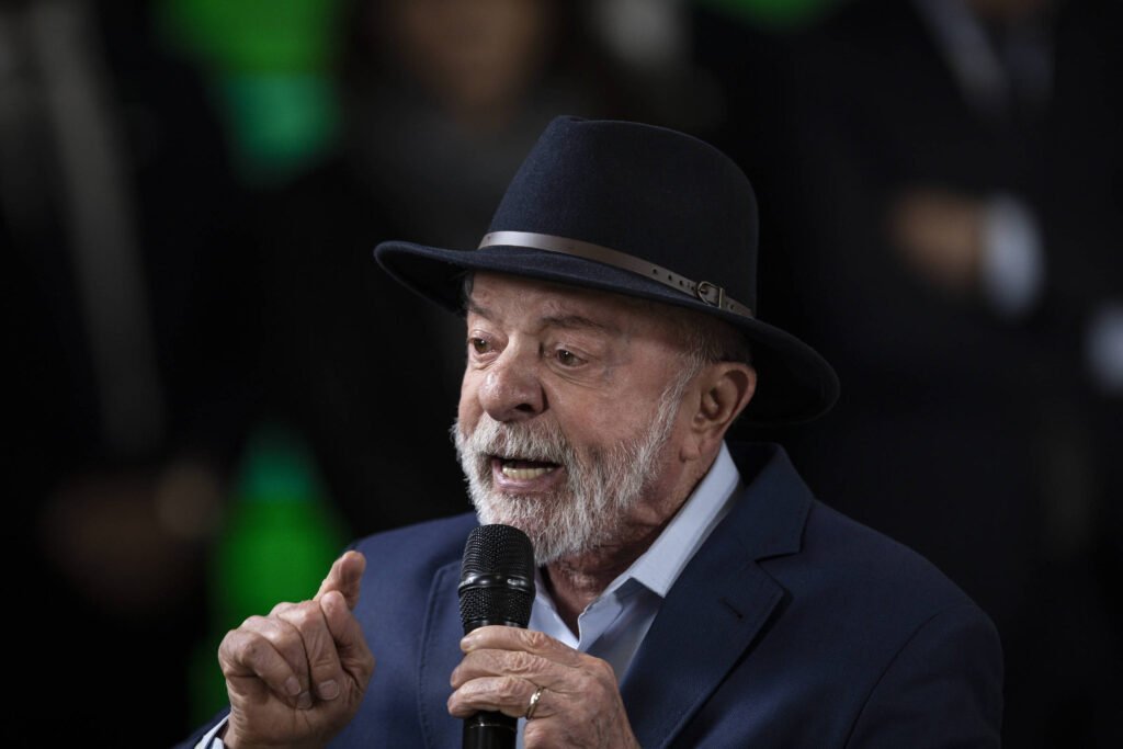 Lula chama de pirataria pedágio de Trump em Hormuz -
