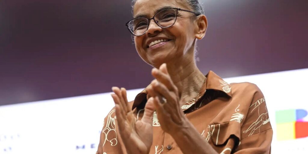 Marina Silva recebe maior condecoração da França em Brasília