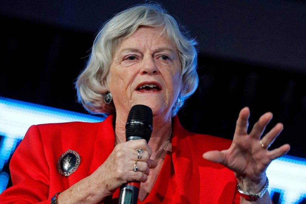 Morte de ex-ministra britânica foi planejada, diz polícia - 14/07/2026