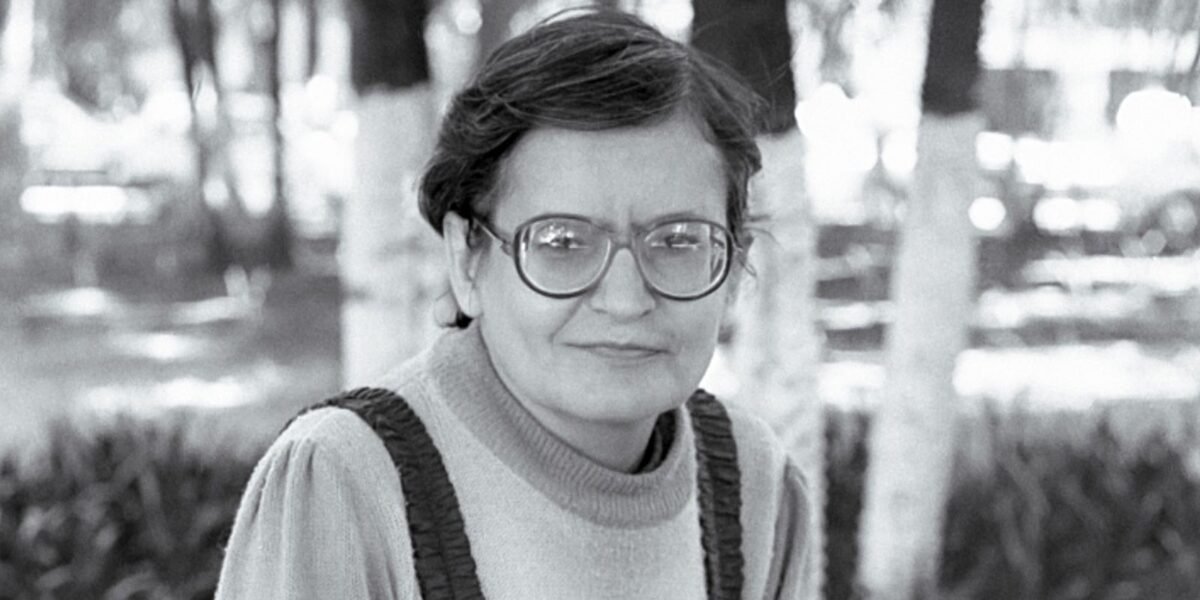 Orides Fontela: a radicalidade de uma vida dedicada à poesia