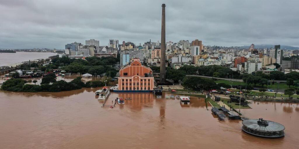Rio Guaíba pode atingir cota de alerta até sexta-feira em