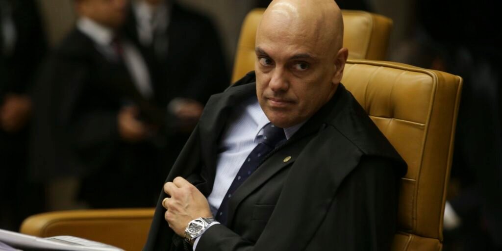 STF dá 48h para tribunais explicarem pagamentos acima do limite