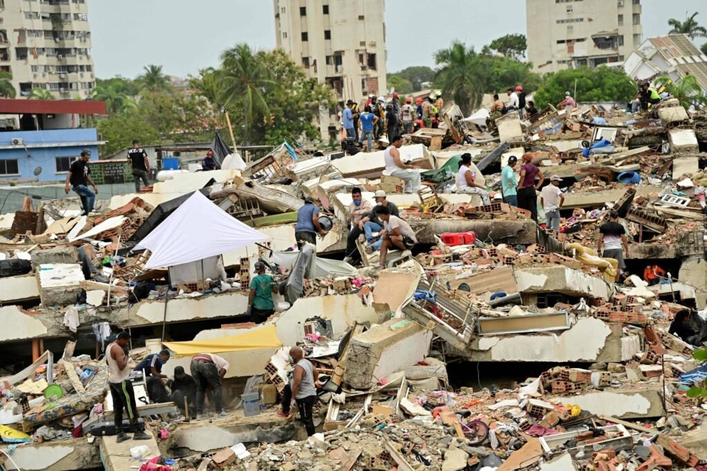 Terremoto Venezuela: Sobe para 2.645 o número de mortes -