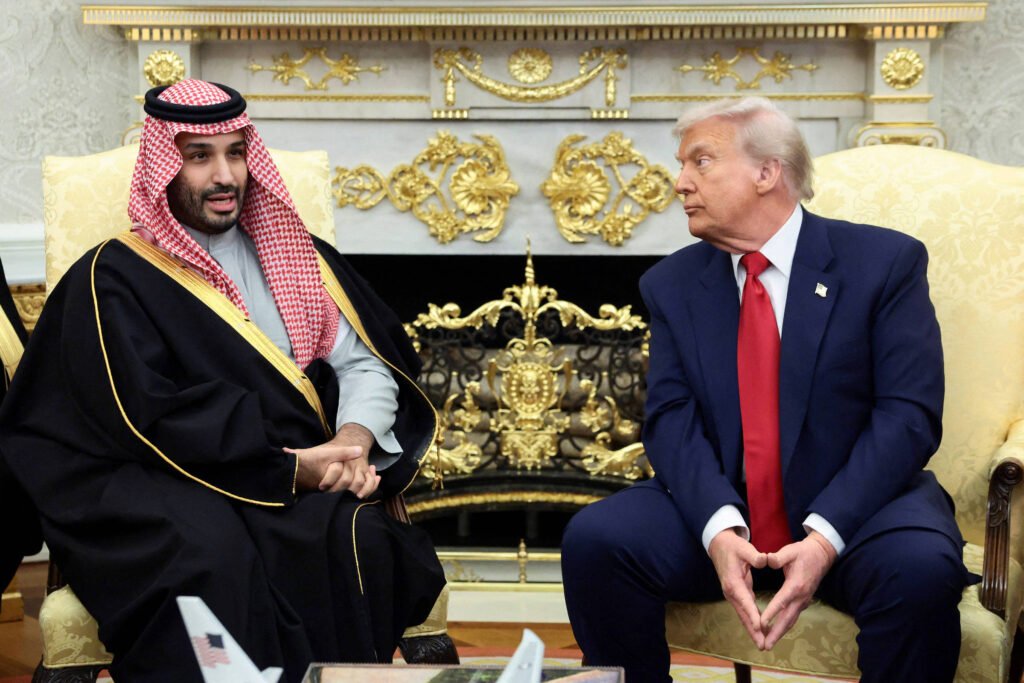 Trump exige paz com Israel em acordo nuclear com sauditas