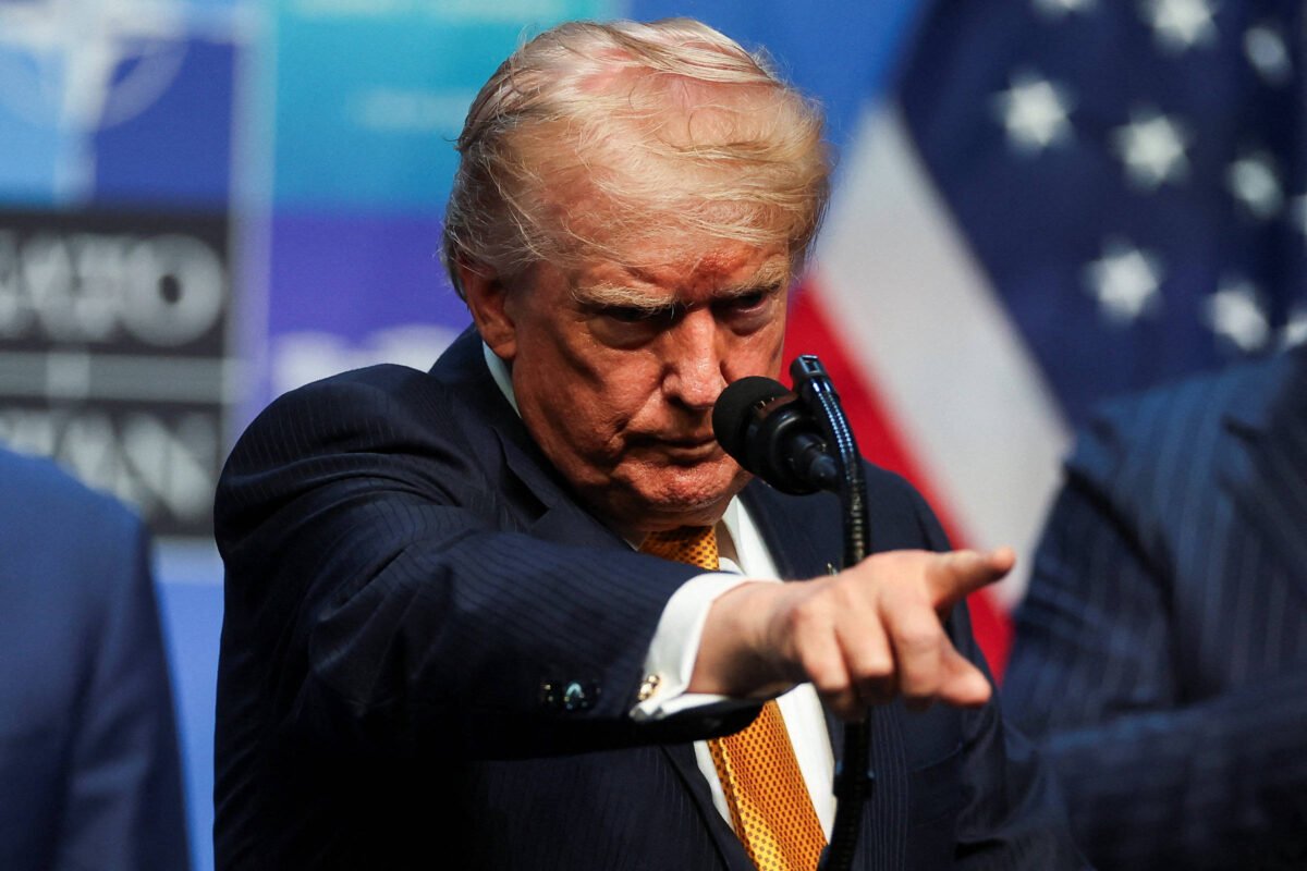 Trump se recusa a assinar lei bipartidária de moradia -