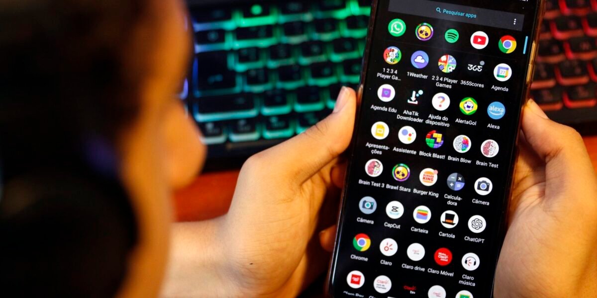 AGU se reúne com Discord e cobra proteção de crianças