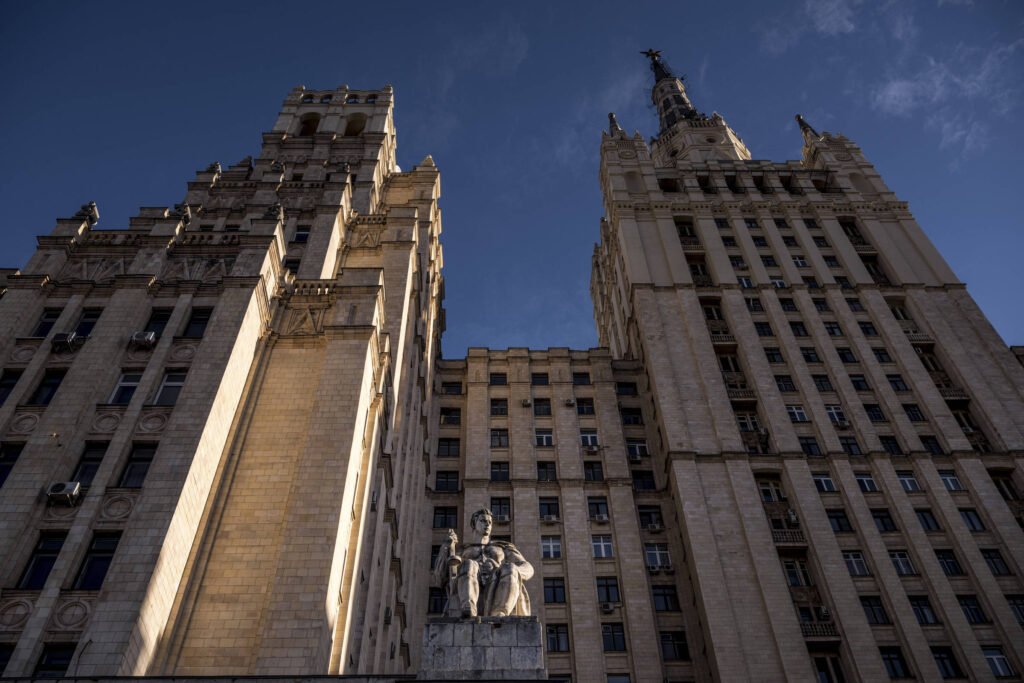 Atentado mata 3 em restaurante de luxo de Moscou -