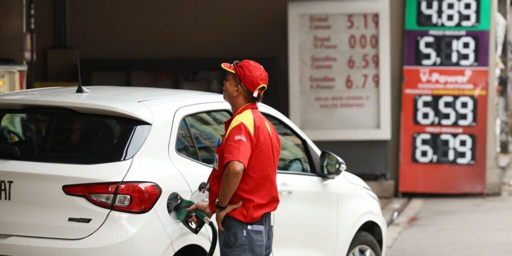 Aumento de etanol na gasolina divide opiniões sobre impacto em