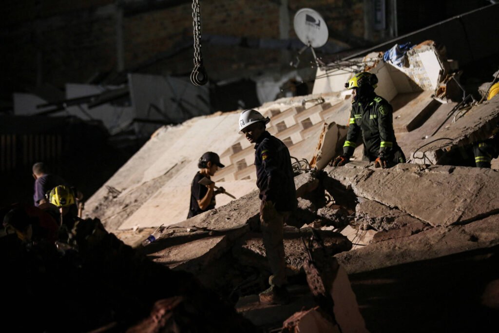 Colômbia: Número de mortos em terremoto sobe para 254 -