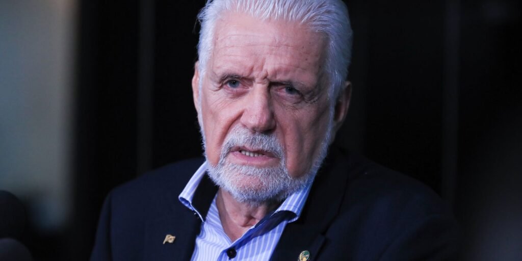 Depoimento de Jaques Wagner à PF é adiado a pedido