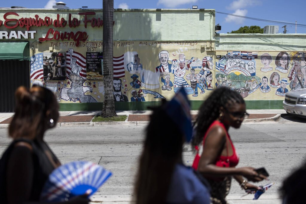Diáspora cubana em Miami se divide sobre Trump - 01/08/2026