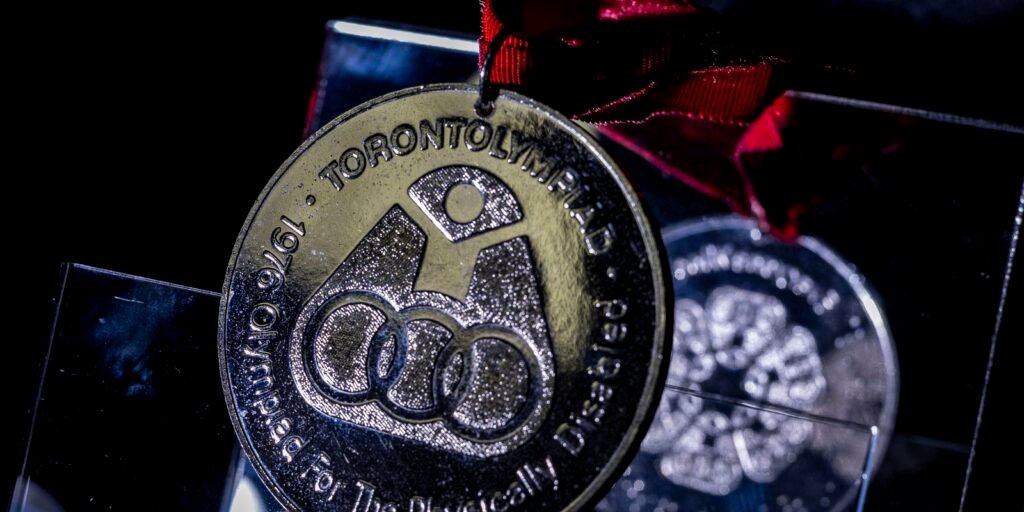 Familiares celebram legado de primeira medalha paralímpica do Brasil