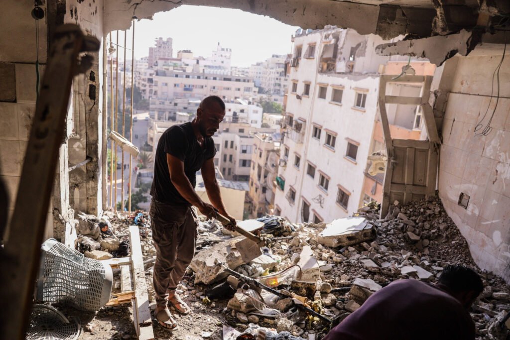 Gaza: Netanyahu diz que não recuará até Hamas se desarmar