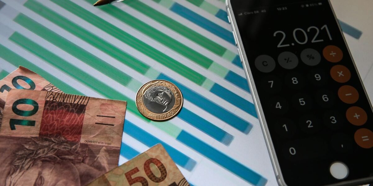 Pela 1ª vez desde março, mercado reduz expectativa para Selic
