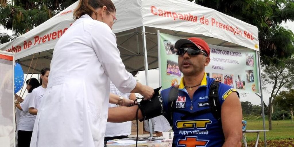 Pesquisa de polipílula para prevenção do AVC busca 8,5 mil