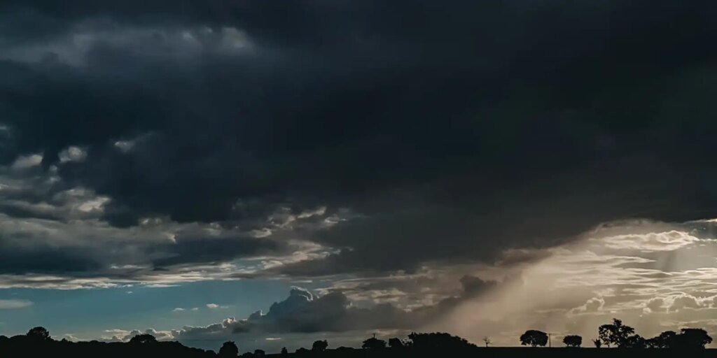 Rio Grande do Sul terá chuva intensa e ventos de