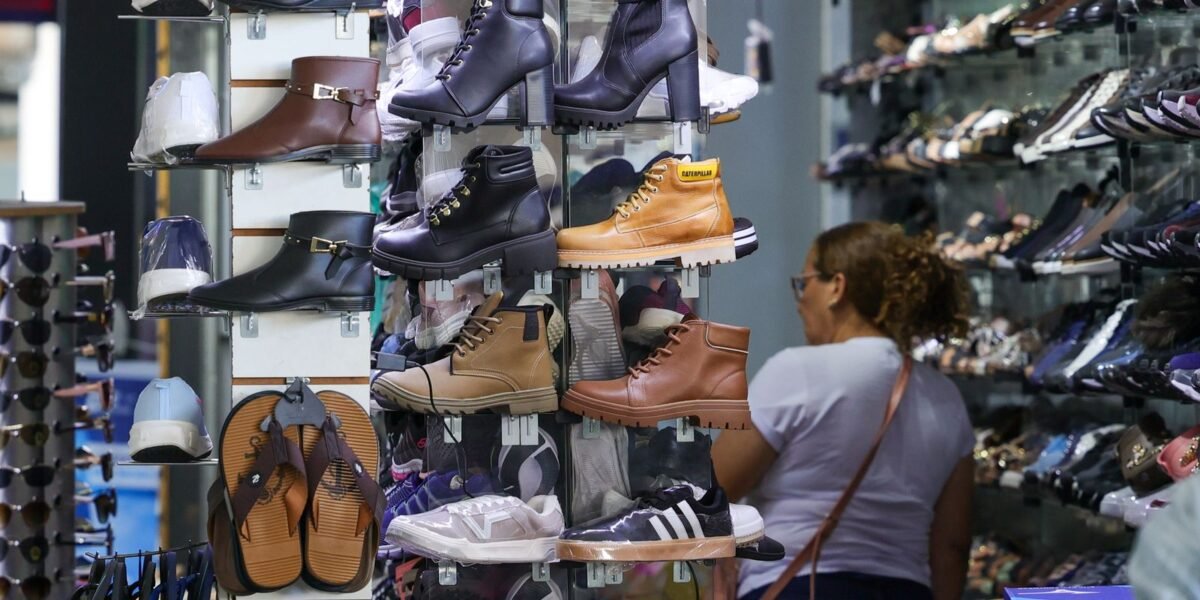 Vendas no comércio crescem 0,5% em junho e sobem 1,9%